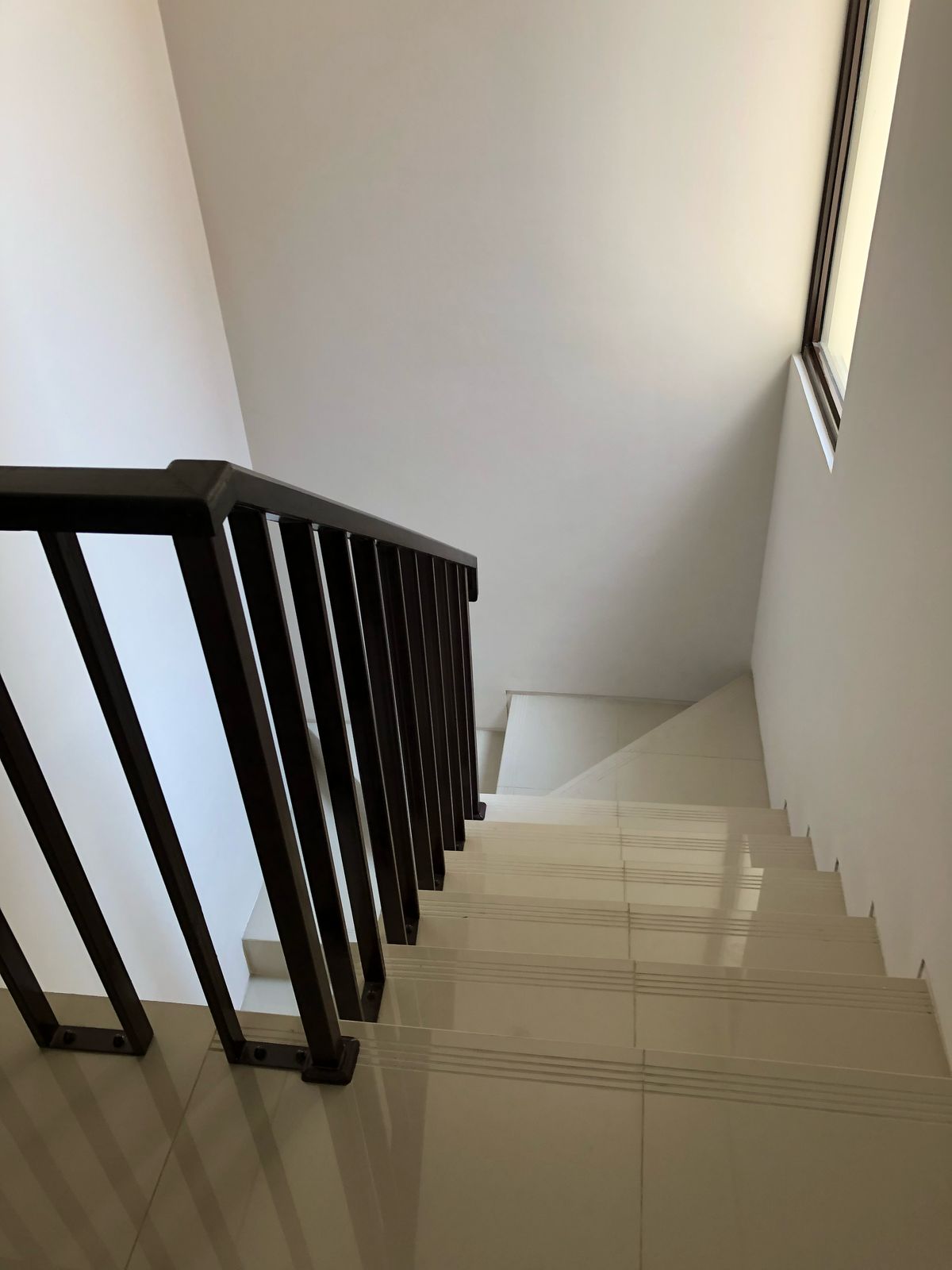 Rumah Disewakan di Cluster Cosmo Lippo Cikarang